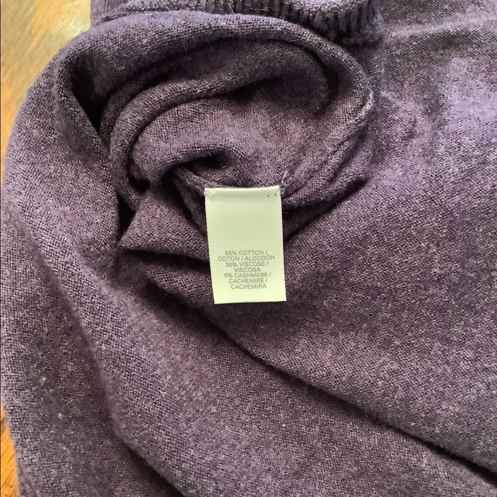 EUC Purple sweater - Picture 4 of 5